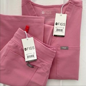 FIGS limited edition “Chalk Pink” Catarina scrub top